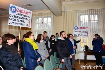 Pikieta pod urzędem_11