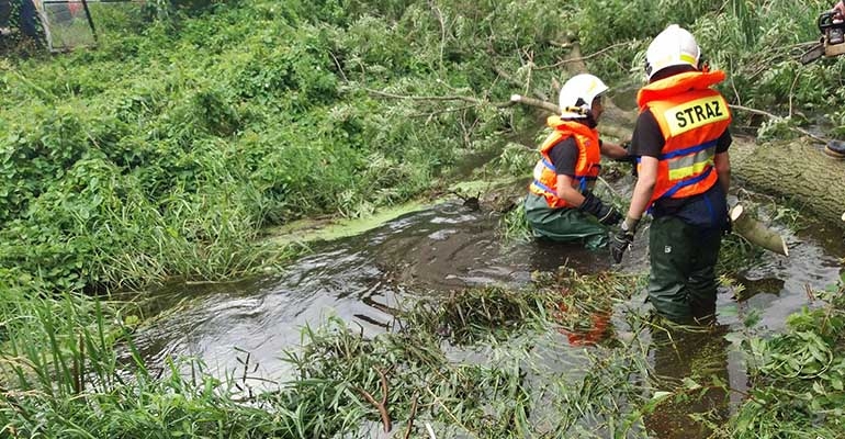 Strażacy zapobiegli zalaniom domów