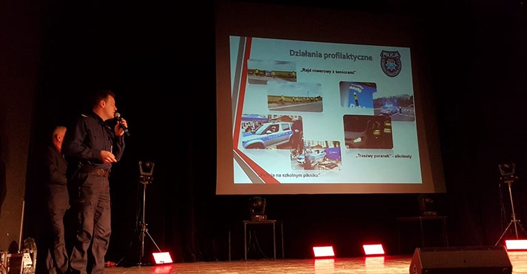 Policyjna konferencja o bezpieczeństwie