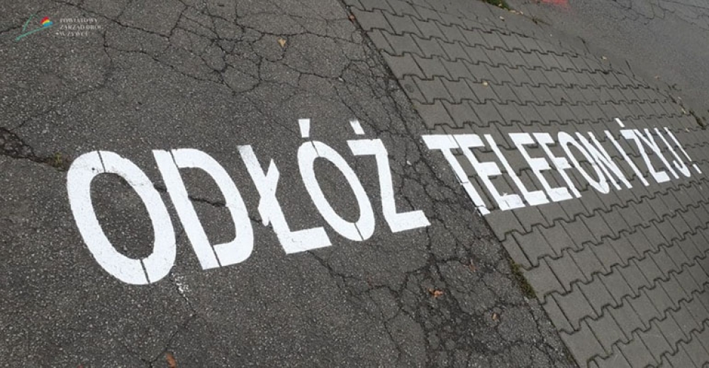 Odłóż telefon i żyj