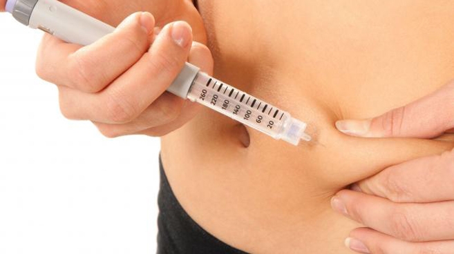 Nie ma doustnej insuliny. Trzeba ją wstrzykiwać podskórnie