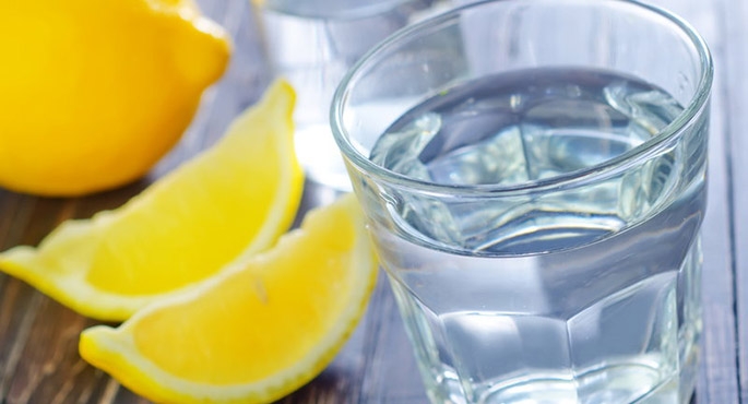 Z cytryny możemy przygotować tonik