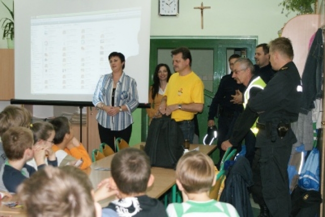 „Bezpieczny przejazd w twoim mieście” - konkurs plastyczny