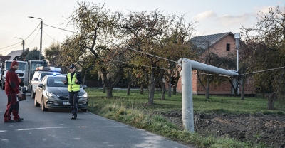 Pijany kierowca uderzył w słup
