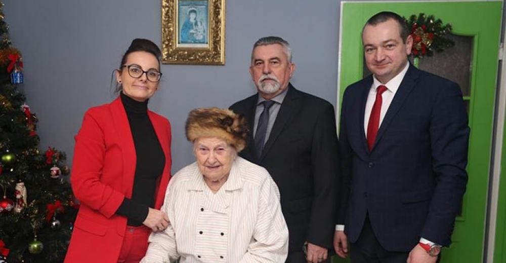 Pani Czes;awa Konterewicz ze Smolic urodziła się w 1919 roku