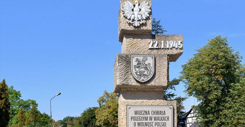 Z pomnika ma zniknąć tylko data