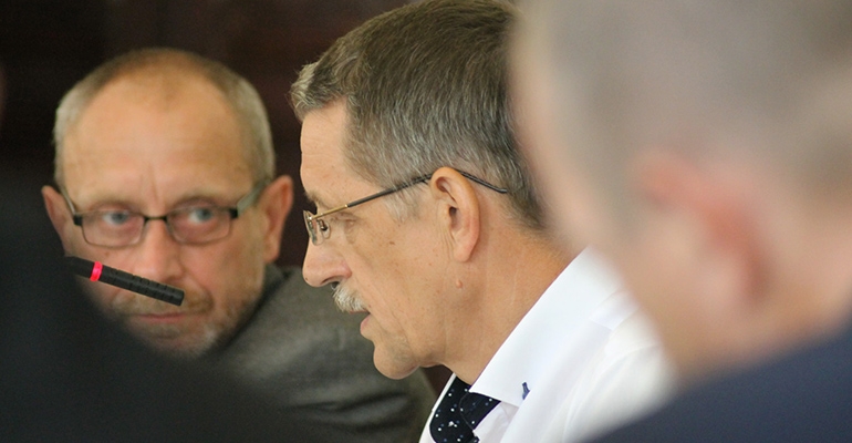 „Piątka” rozdzieliła kasę