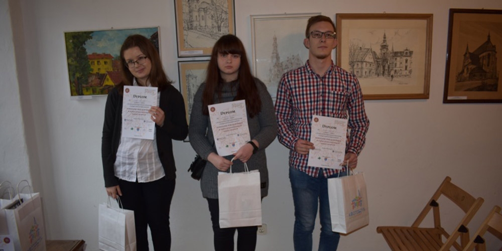 Młoda humanistka z liceum