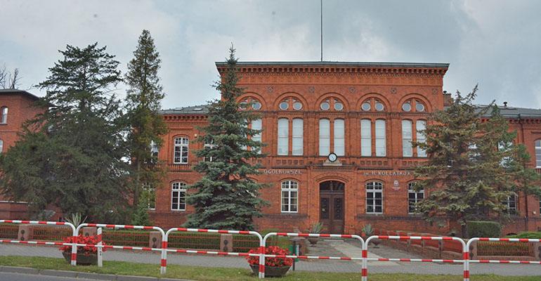 W ogólniaku zepsuł się piec, a nowego nie będzie