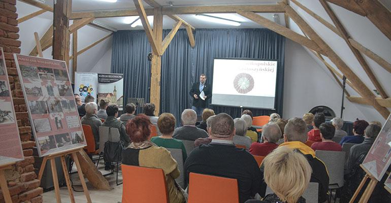 Zdunowianie słuchali o Powstaniu Wielkopolskim