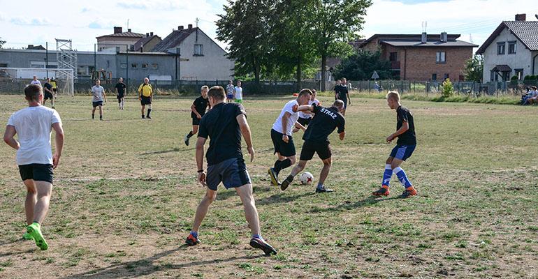 Wygrali 11:0 ze strażakami