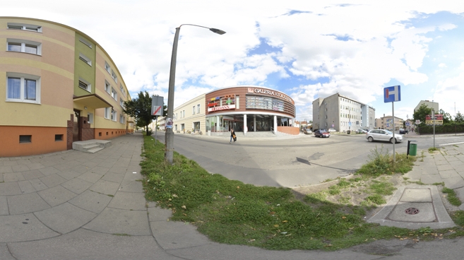 Obok Galerii Krotoszyńskiej