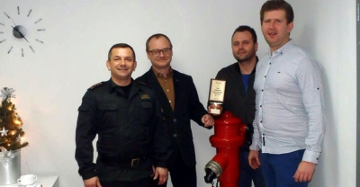 Zabytkowy hydrant w prezencie