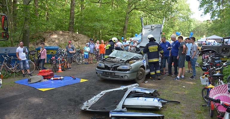 Dwójka powitała lato