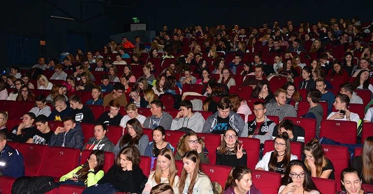 Konferencja dla młodych kierowców