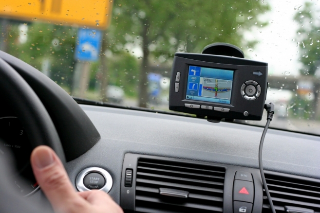 Jak zamontować nawigację GPS