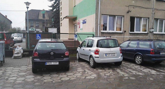 Mistrz parkowania 46