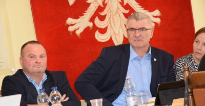 Uderza pani do głowy blask fleszy