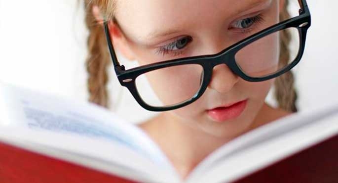 Jeżeli dziecko nie jest jeszcze dojrzałe po pójściu do szkoły, pomóż mu wyrównać braki