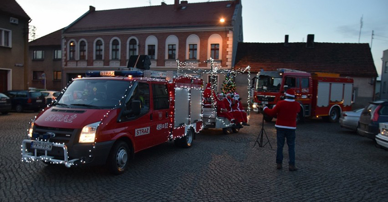 Mikołajkowy Konwój przejechał ulicami miasta
