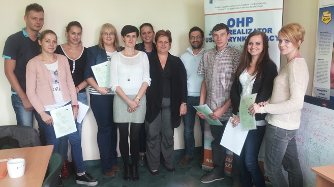 Nowi wykwalifikowani przedstawiciele handlowi z certyfikatami