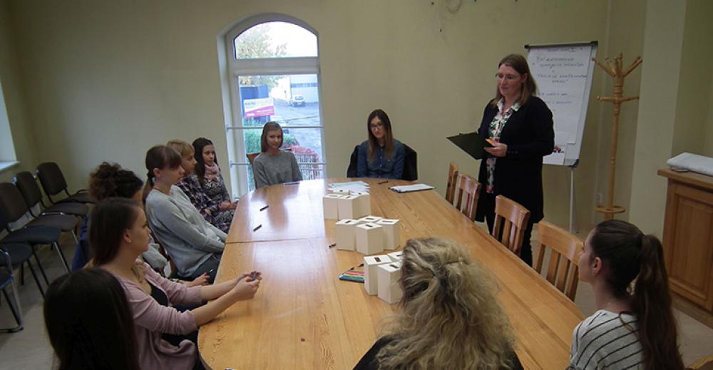 954 bezrobotnych w marcu