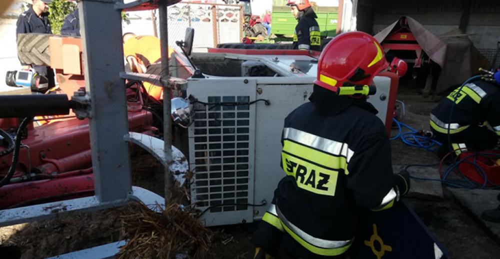 Koparka zmiażdżyła mężczyźnie stopę