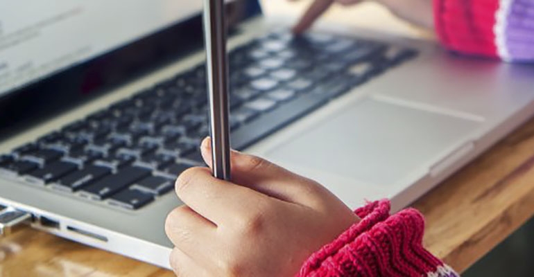 Laptopy dla uczniów