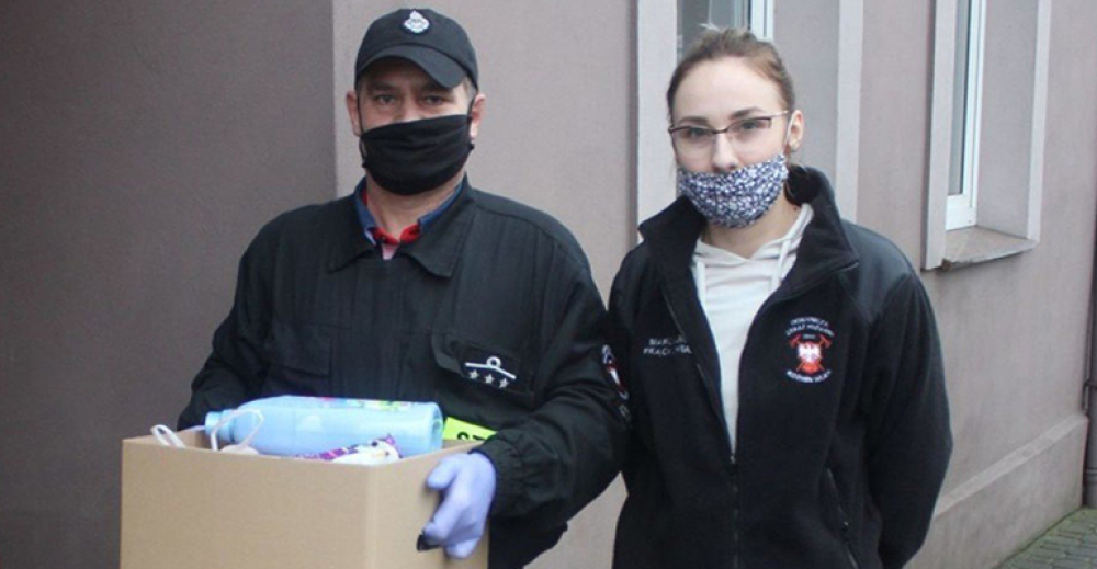 60 paczek trafiło do potrzebujących[spons][gallery]