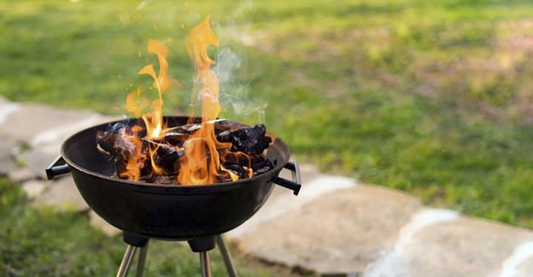 Grill – murowany czy przenośny?