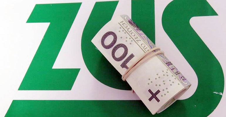 Pierwsze postojowe na kontach przedsiębiorców