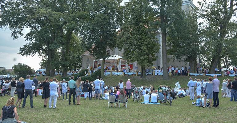 Na pielgrzymkę do Lutogniewa