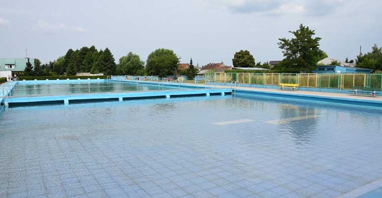 Ciepło? Idź na basen!