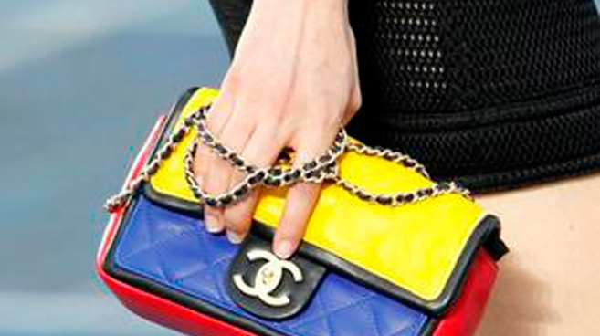 Moda na małe torebki