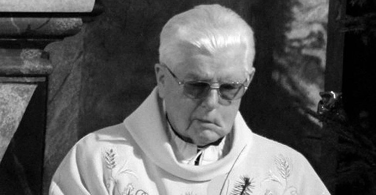 Zmarł ksiądz prałat Leon Spaleniak
