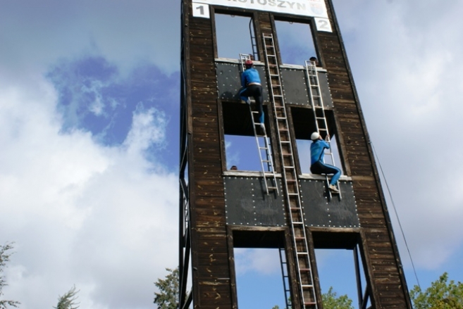 Wspinali się na 3. piętro