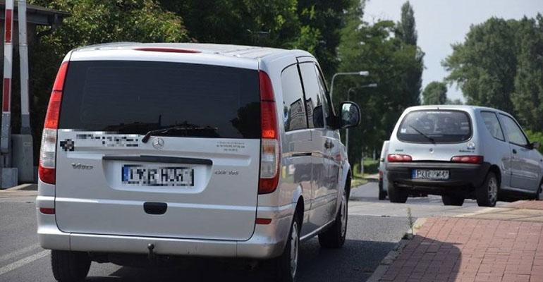 Wiadukt kolejowy na Rawickiej?