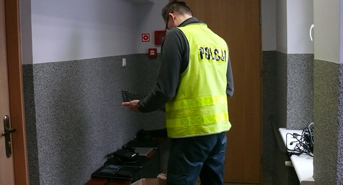 Komputerowa szajka złodziei rozpracowana