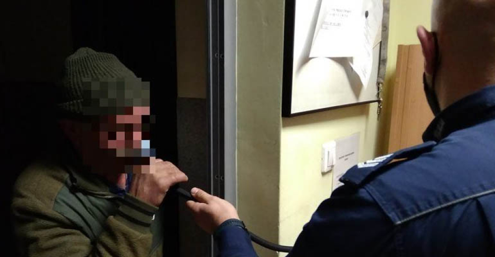 Mieszkaniec gminy Krośnice kierował z ponad 3 promilami we krwi