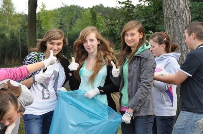 Uczniowie sprzątali świat [gallery]