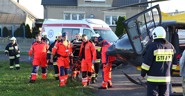 Śmigłowiec zabrał mężczyznę z udarem