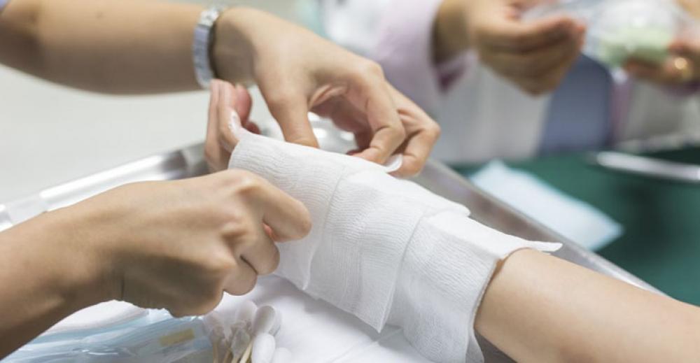 Jak opatrzyć kuchenne rany i oparzenia