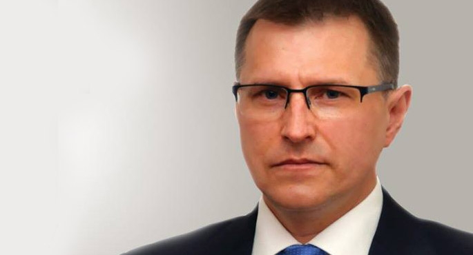 Poliglota Jacek Zająkała sekretarzem Zdun