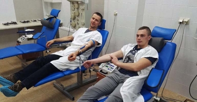 Strażacy SpoKREWnieni ze służbą