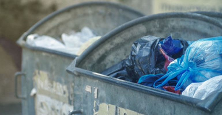 Szukają odbiorcy śmieci