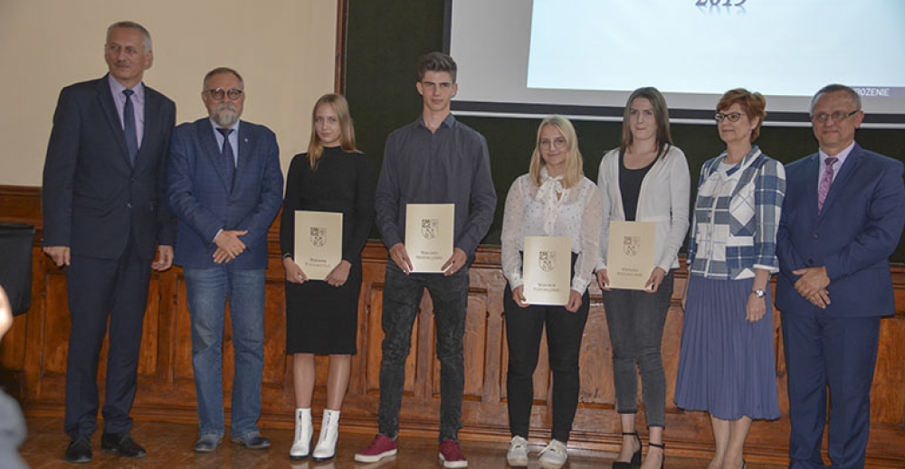 Stypendia starosty krotoszyńskiego wręczone