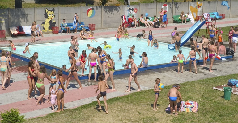 Basen pozostanie zamknięty