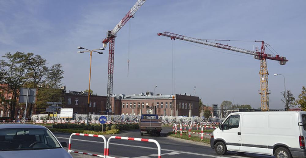 Nie ma faktur za rozbudowę szpitala