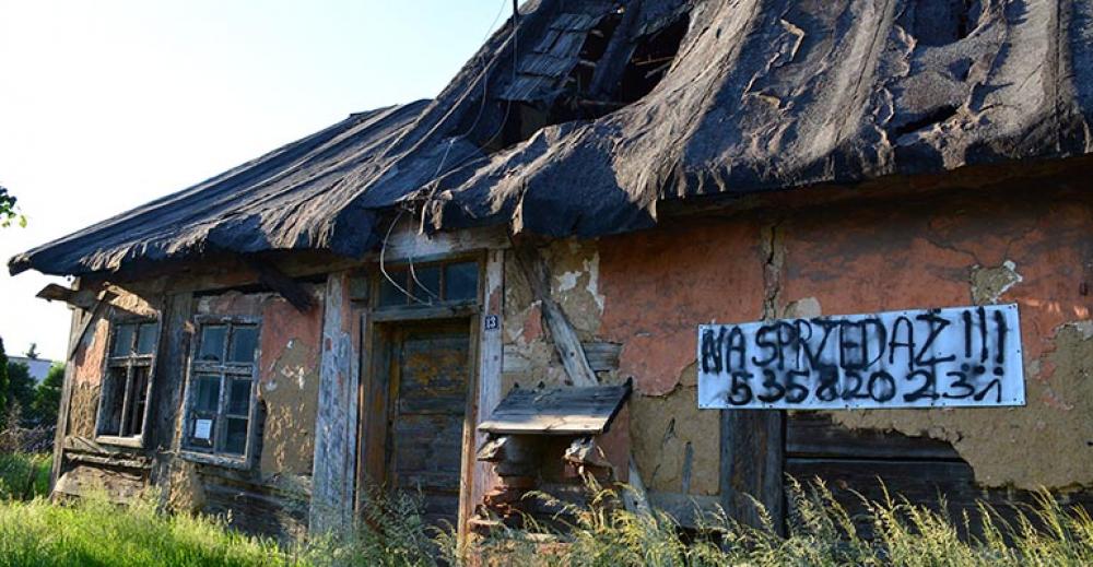 Budynek przy Sieniutowej się sypie