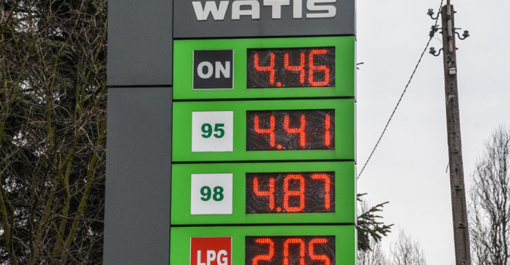Ceny paliw są rekordowo niskie